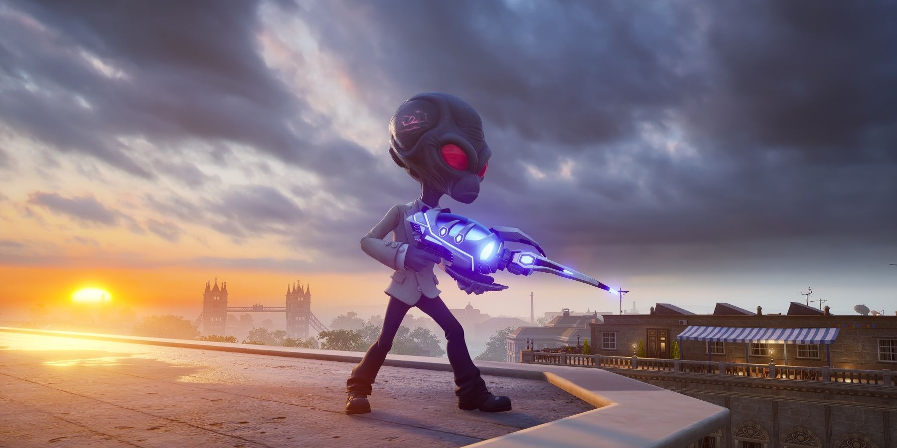 Destroy All Humans! 2: Reprobed -- Best Weapons. Crypto holds his Dislocator aloft.