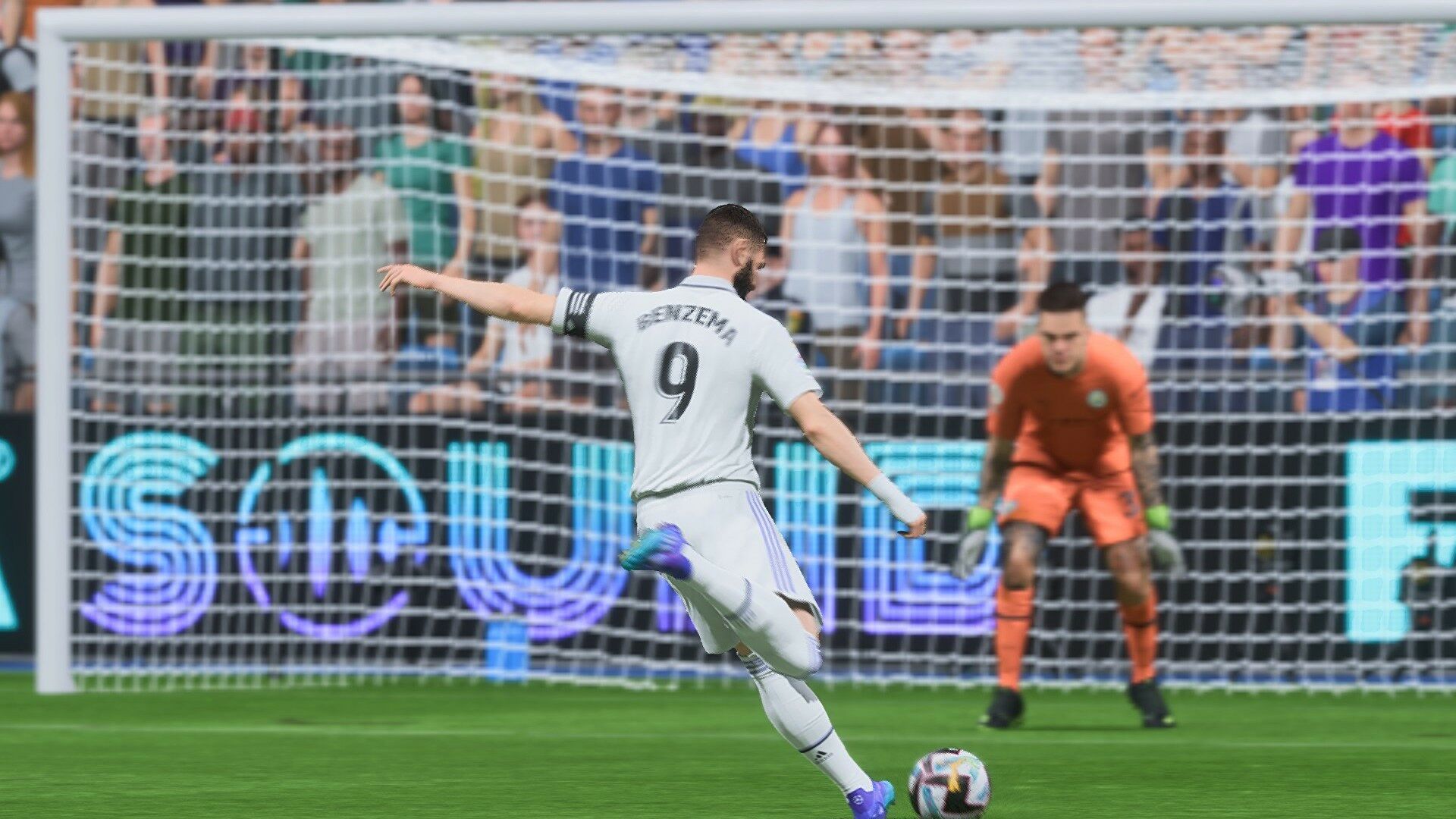 Striker FIFA 23