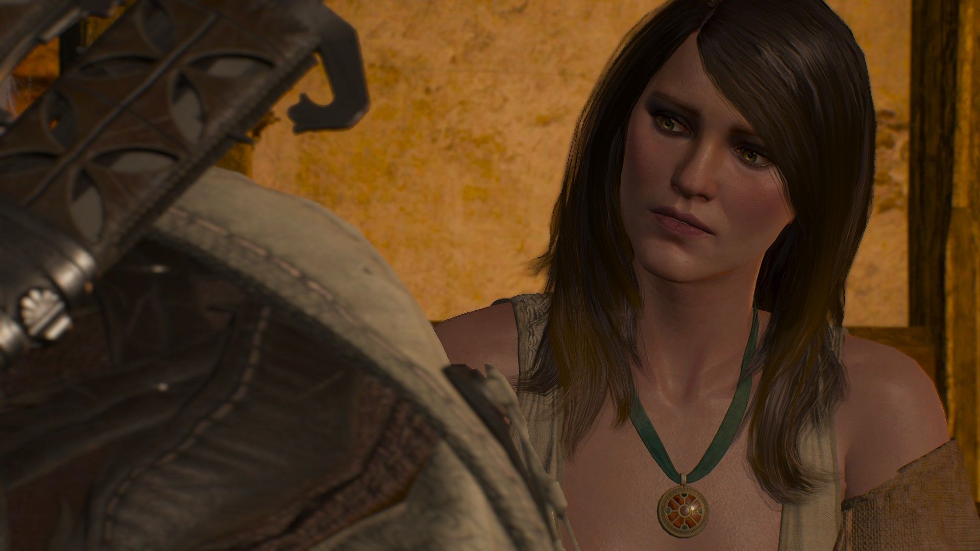 A woman gives a concerned look towards Geralt in an inn room in The Witcher 3.