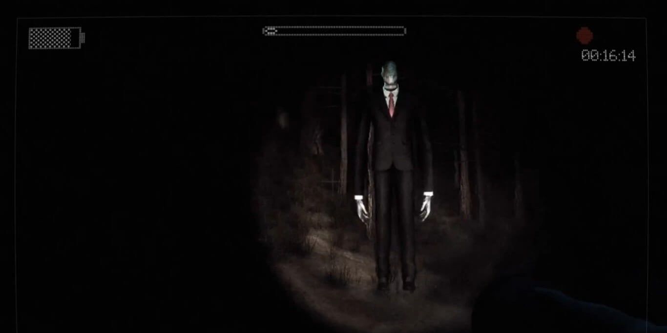 Slender The Eight Pages gameplay slenderman lurks in woods