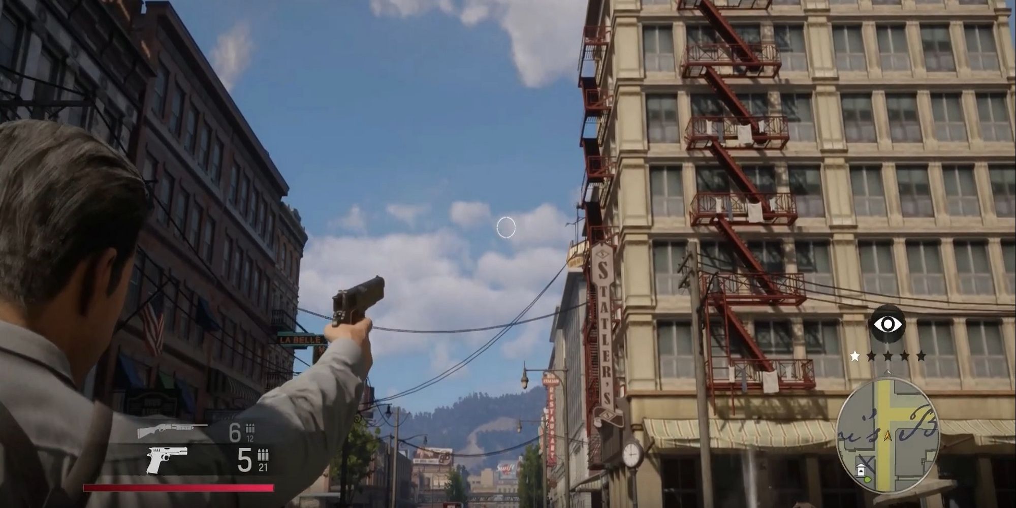 aiming the Colt m1911 in M:DE at a building