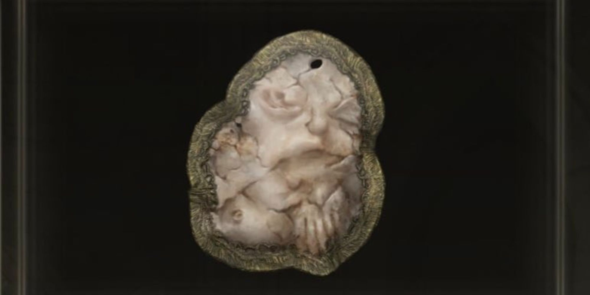Godskin Swaddling Cloth Elden Ring
