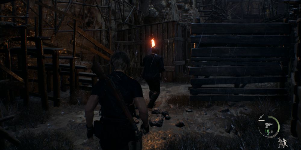 leon kennedy sneaks up on a ganado guard in resident evil 4 remake
