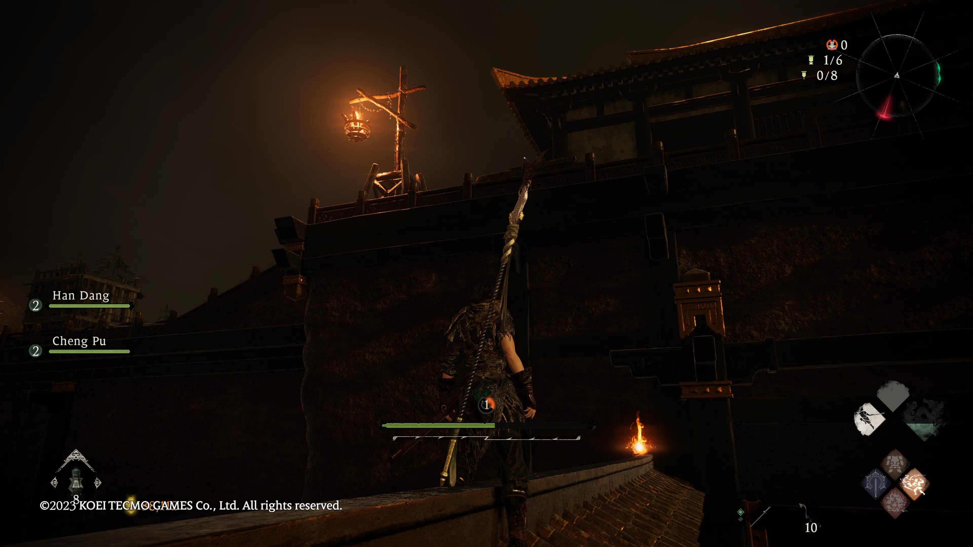 Wo Long: Fallen Dynasty - standing on the rooftop of a gate, we see the item at the end of the roof.