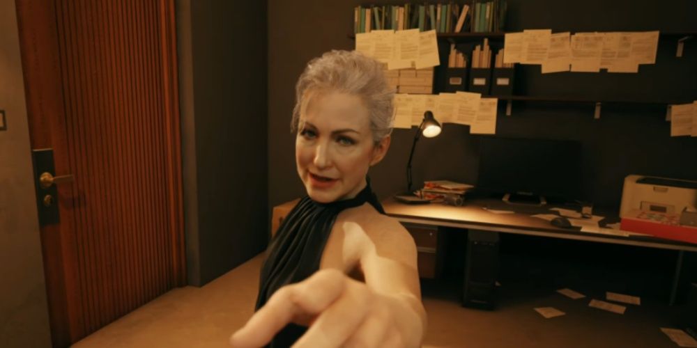 Lola Konradt Mockingly Pointing At The Slayer
