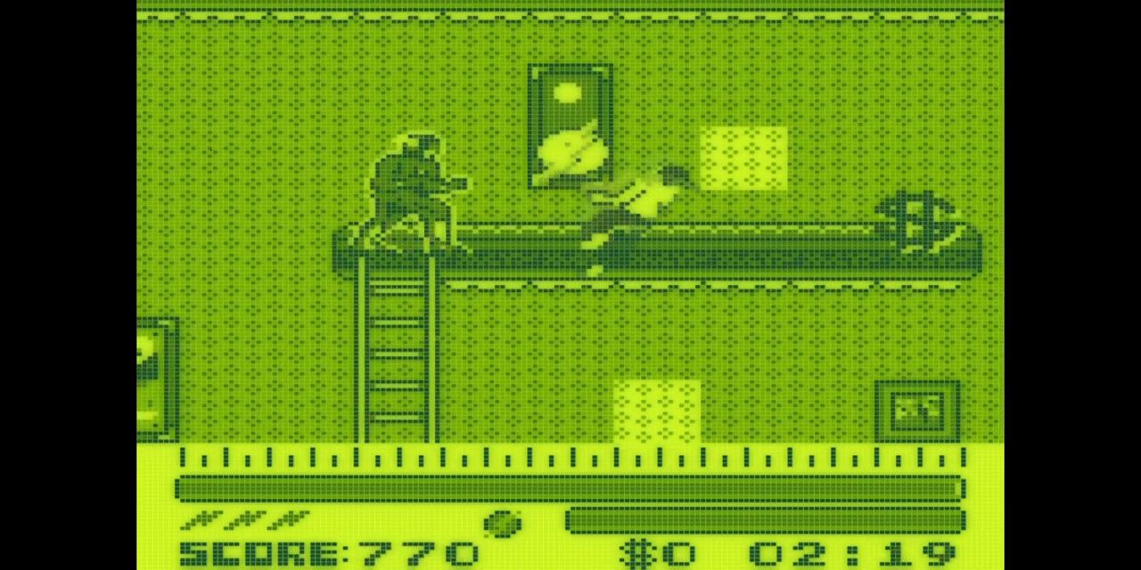 Barry Allen aka The Flash fighting an enemy in The Flash - Game Boy