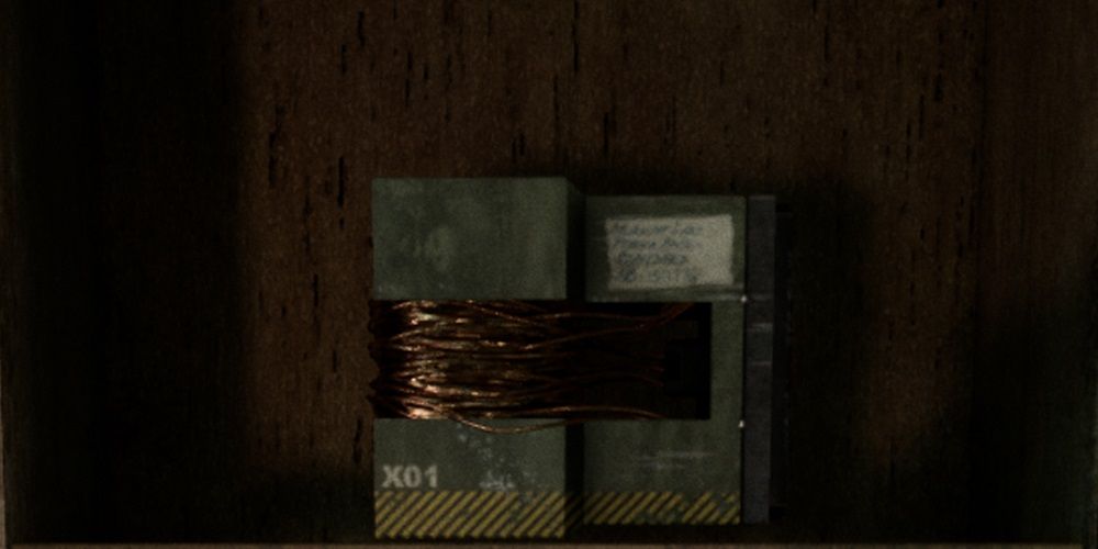 battery item inside cabinet in the outlast trials