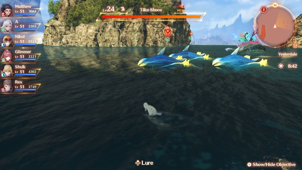 A swimming toward a group of Tilko Shoox in Xenoblade Chronicles 3: Future Redeemed.