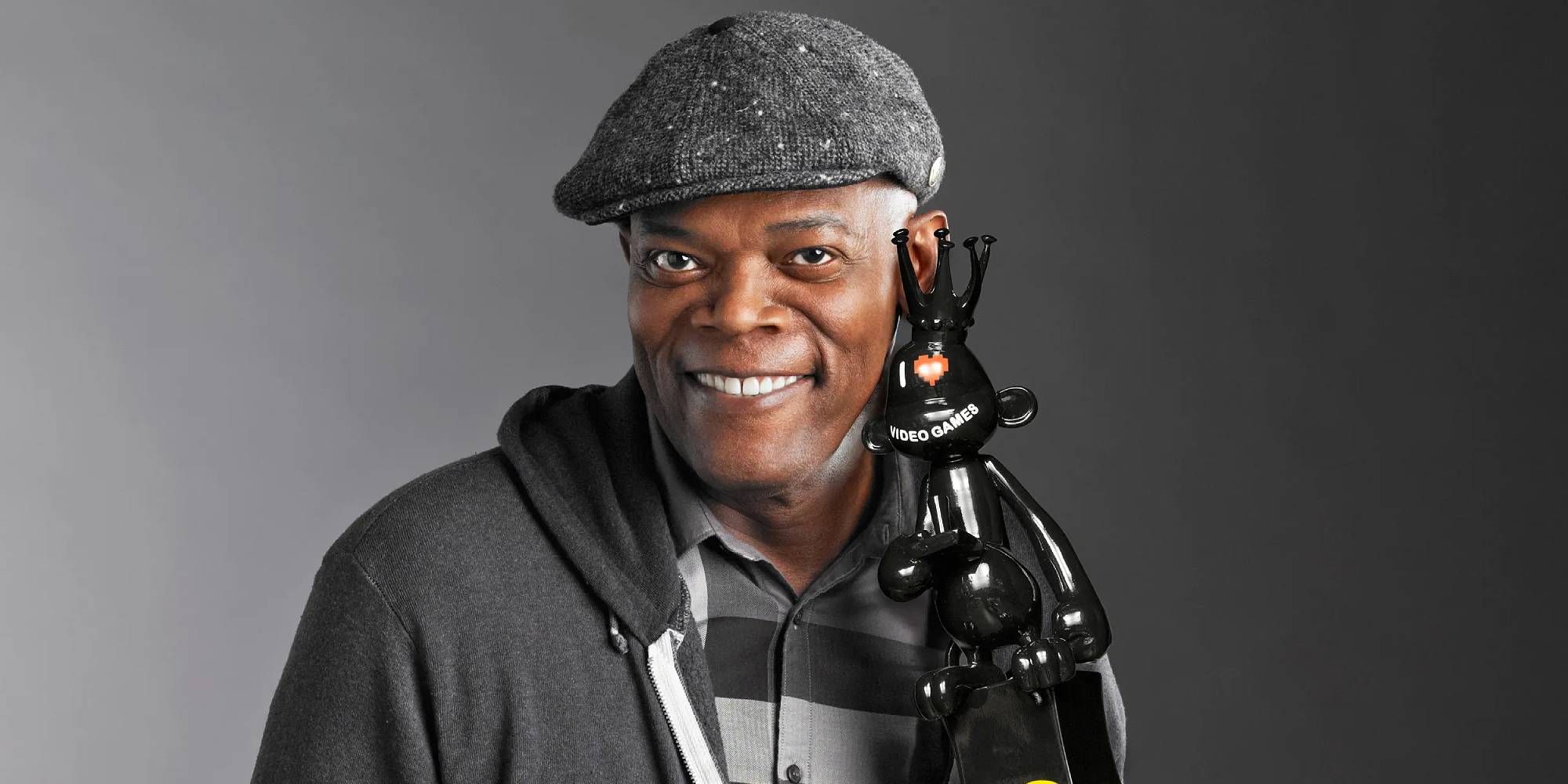 Samuel L Jackson posing for a photoshoot at the Game Awards