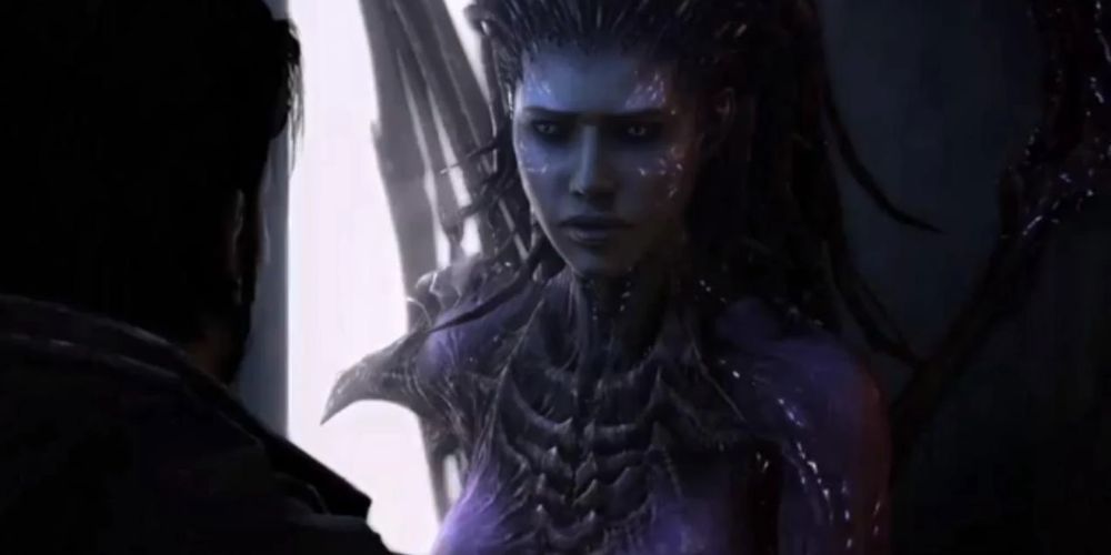 A transformed Sarah Kerrigan talking to Raynor