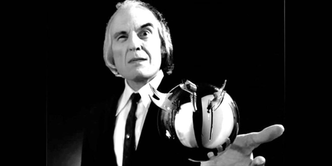 The Tall Man of Phantasm menacing you with one of his bladed chrome Sentinels
