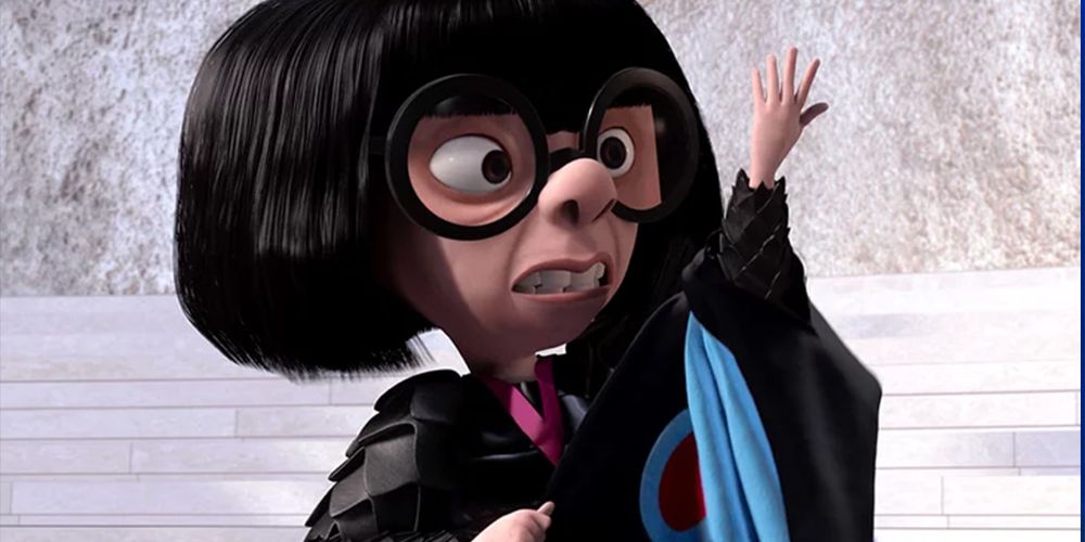 The Incredibles Edna Mode hand through hole in super suit