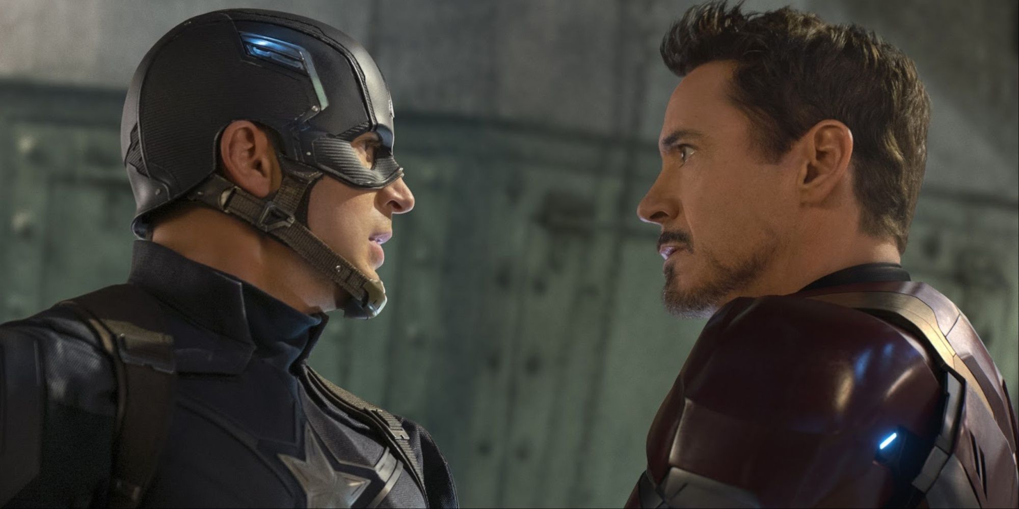 Steve Rogers (Chris Evans) and Tony Stark (Robert Downey Jr.) in Captain America: Civil War