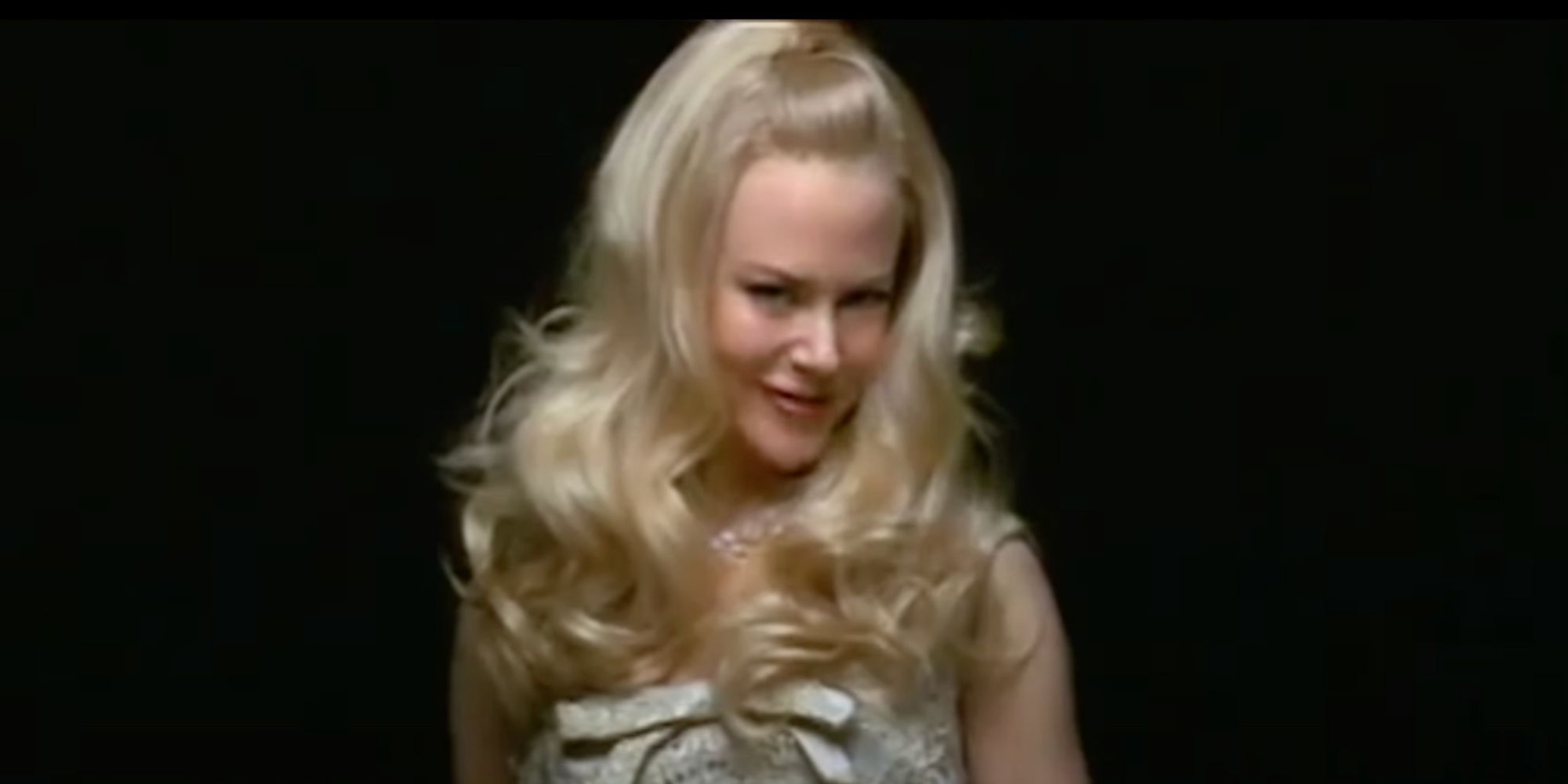 Blonde Nicole Kidman in The Stepford Wives (2004)