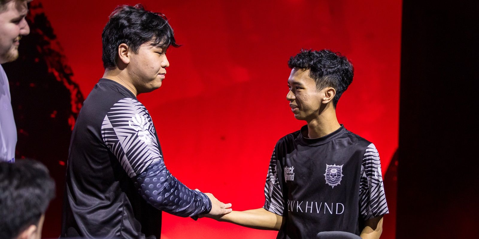 blvkhvnd players high fiving at the algs championship