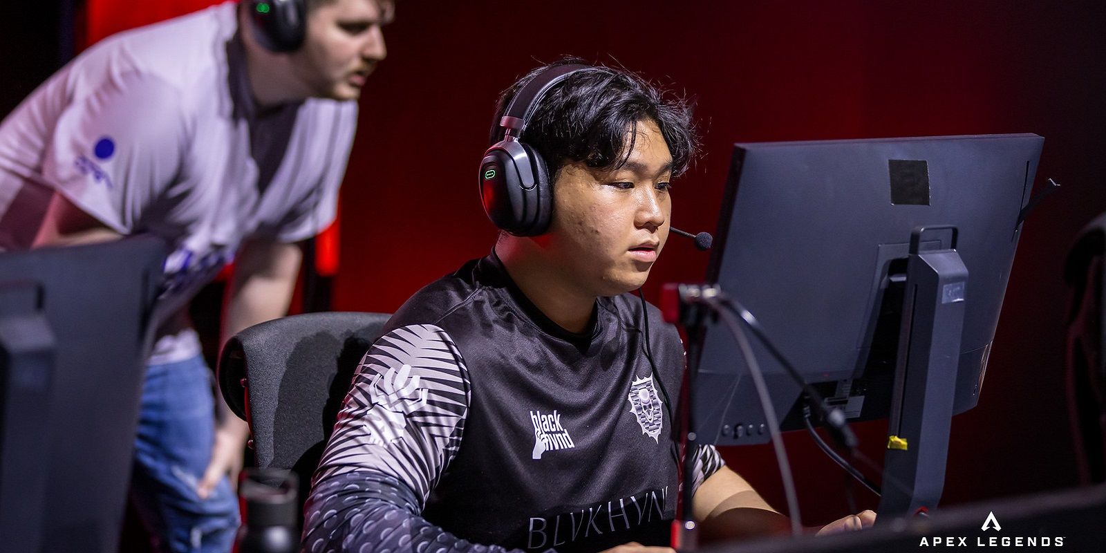 blvkhvnd strafingflame playing at the algs championship