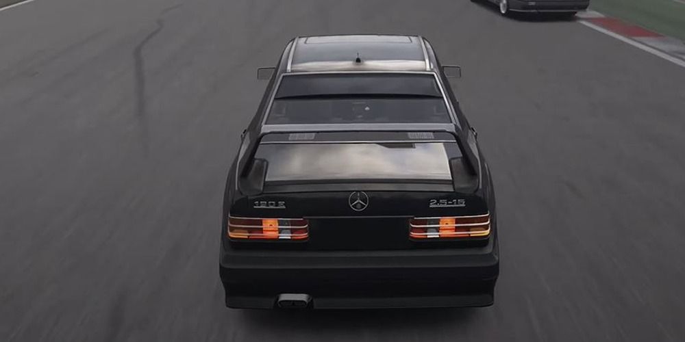 1990 Mercedes Benz racing in Forza Motorsport