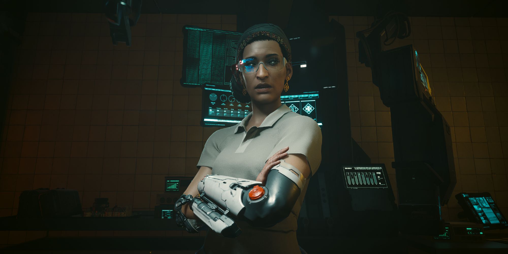 Ripperdoc Farida looking at V in Cyberpunk 2077.
