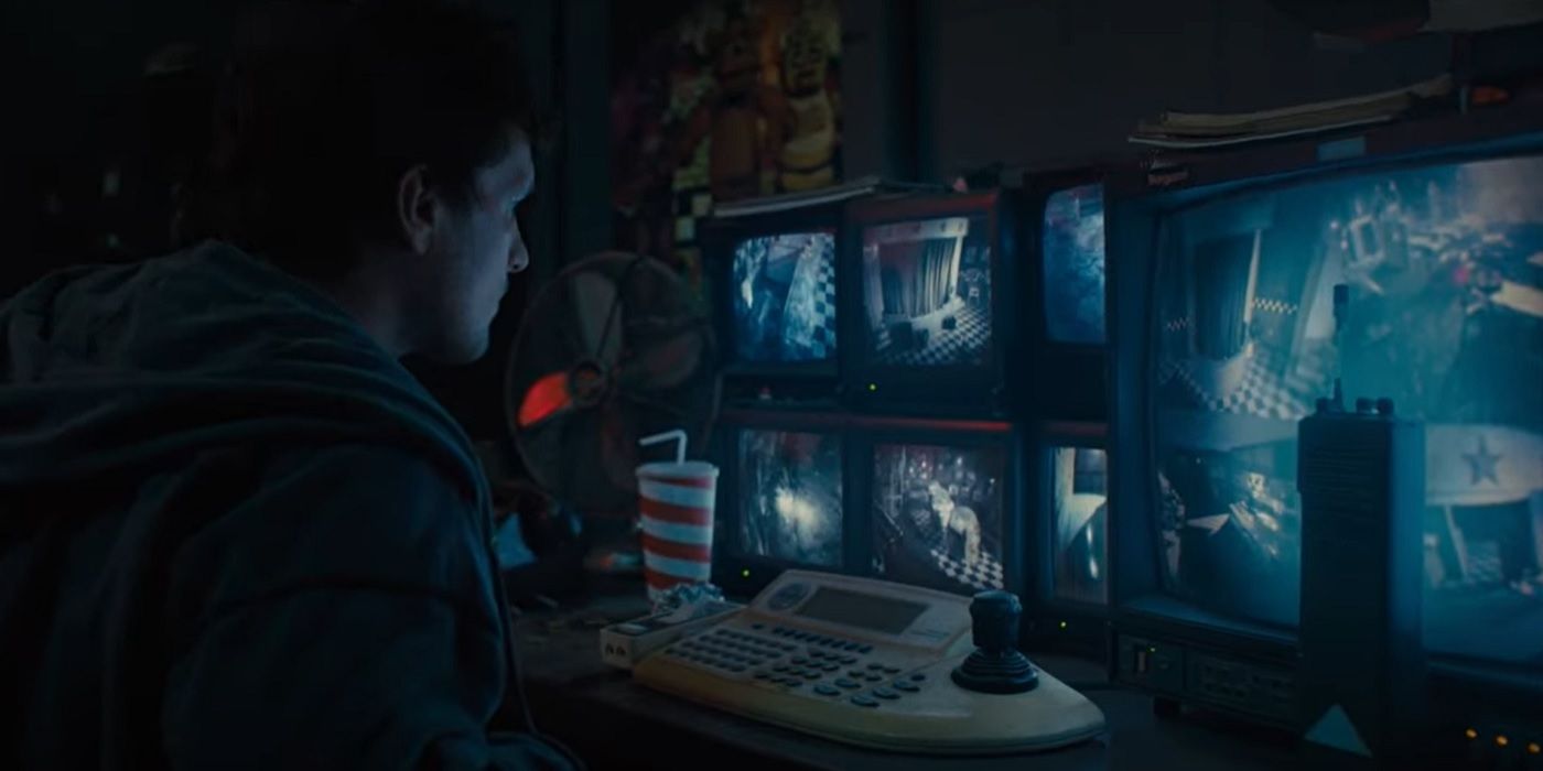 FNAF movie security office Mike