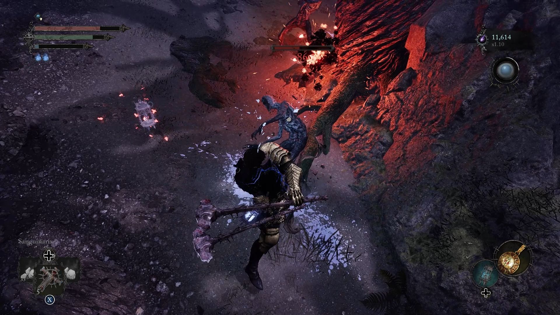 Player dual wielding two hammers and about to attack an Umbral enemy lords of the fallen