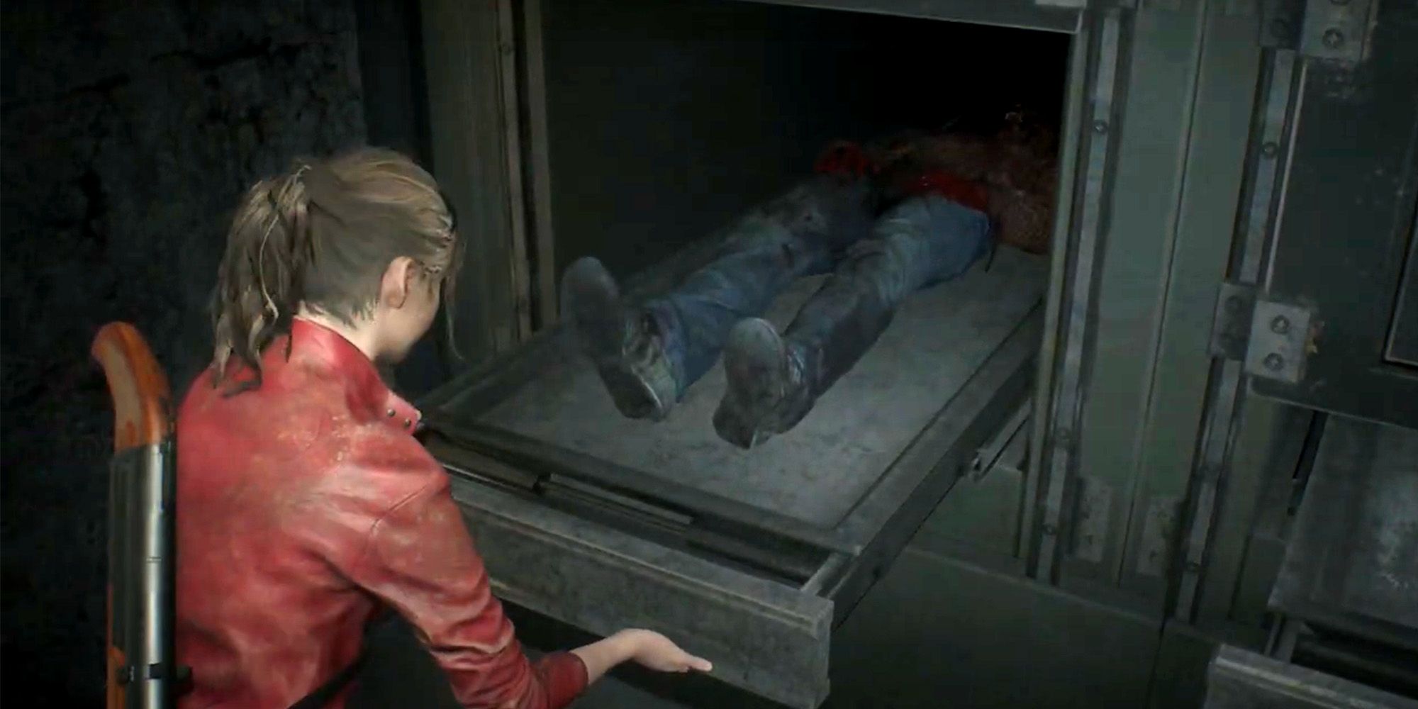 Resident Evil 2 Remake - Claire Redfield opening a cabinet in the morgue 