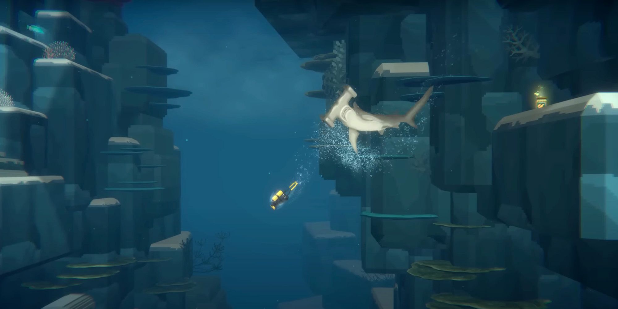 Dave the Diver - Dave dodging a Hammerhead shark