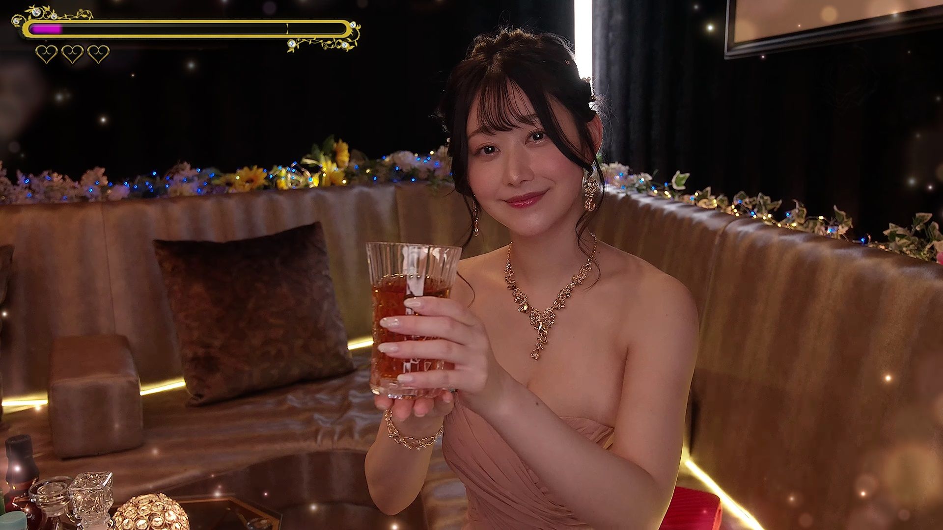 Kaname with a drink in Like a Dragon Gaiden.