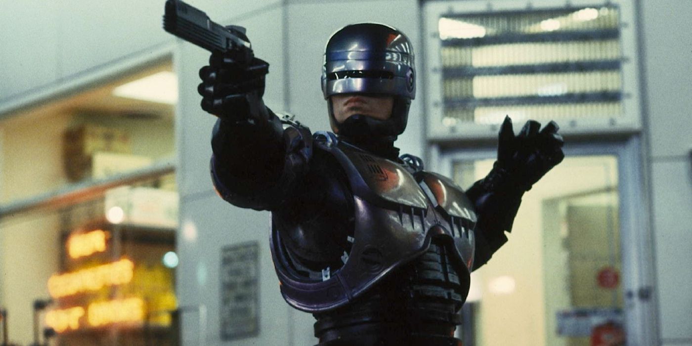 Robocop/Alex Murphy Aiming Pistol