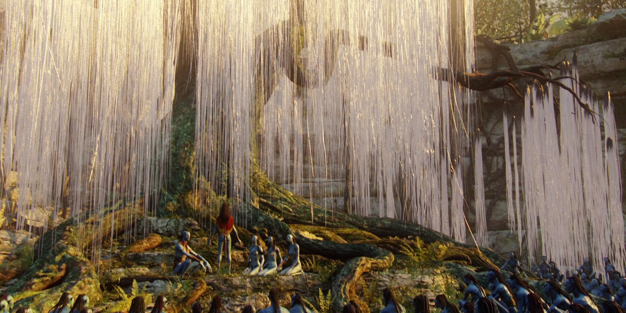 Avatar: The Na'Vi Gathering Around The Tree Of Souls For Safety