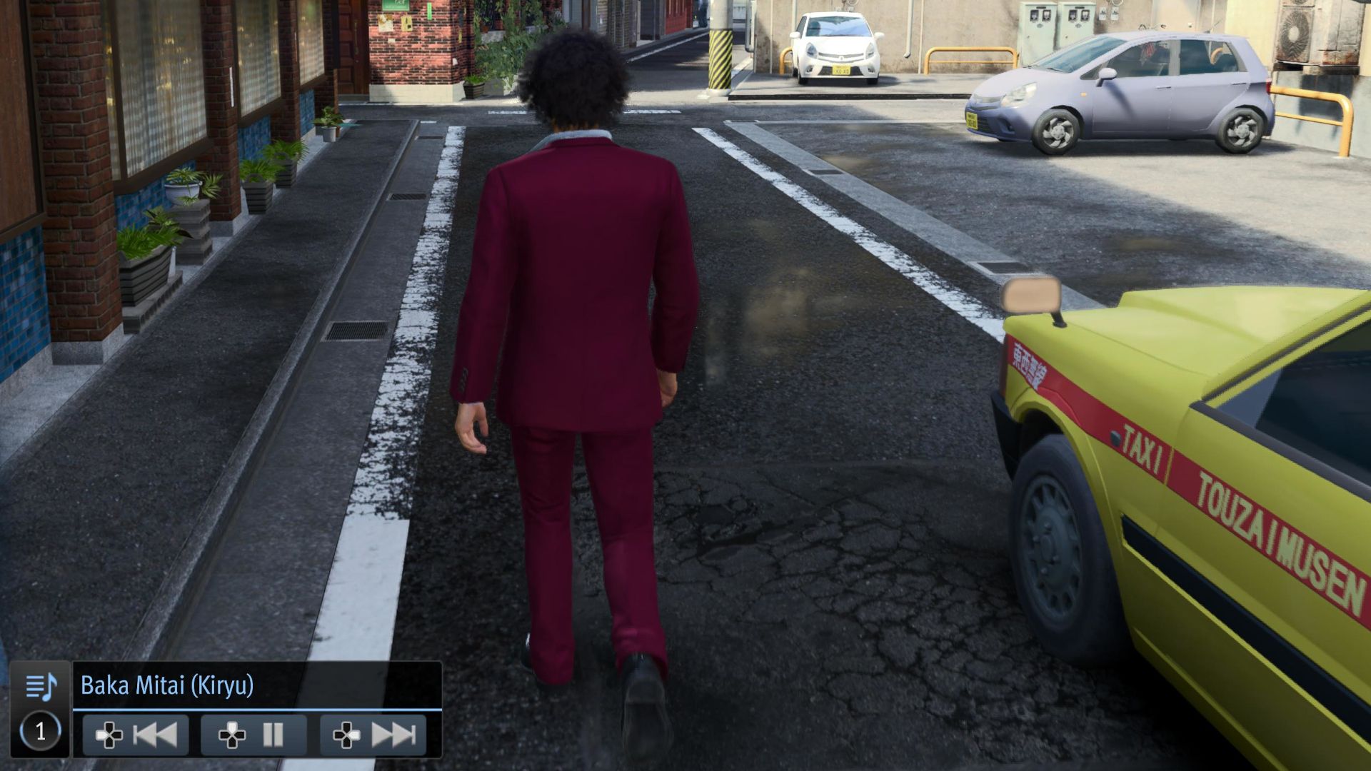 Like A Dragon Infinite Wealth, Ichiban walking around with the playlist going