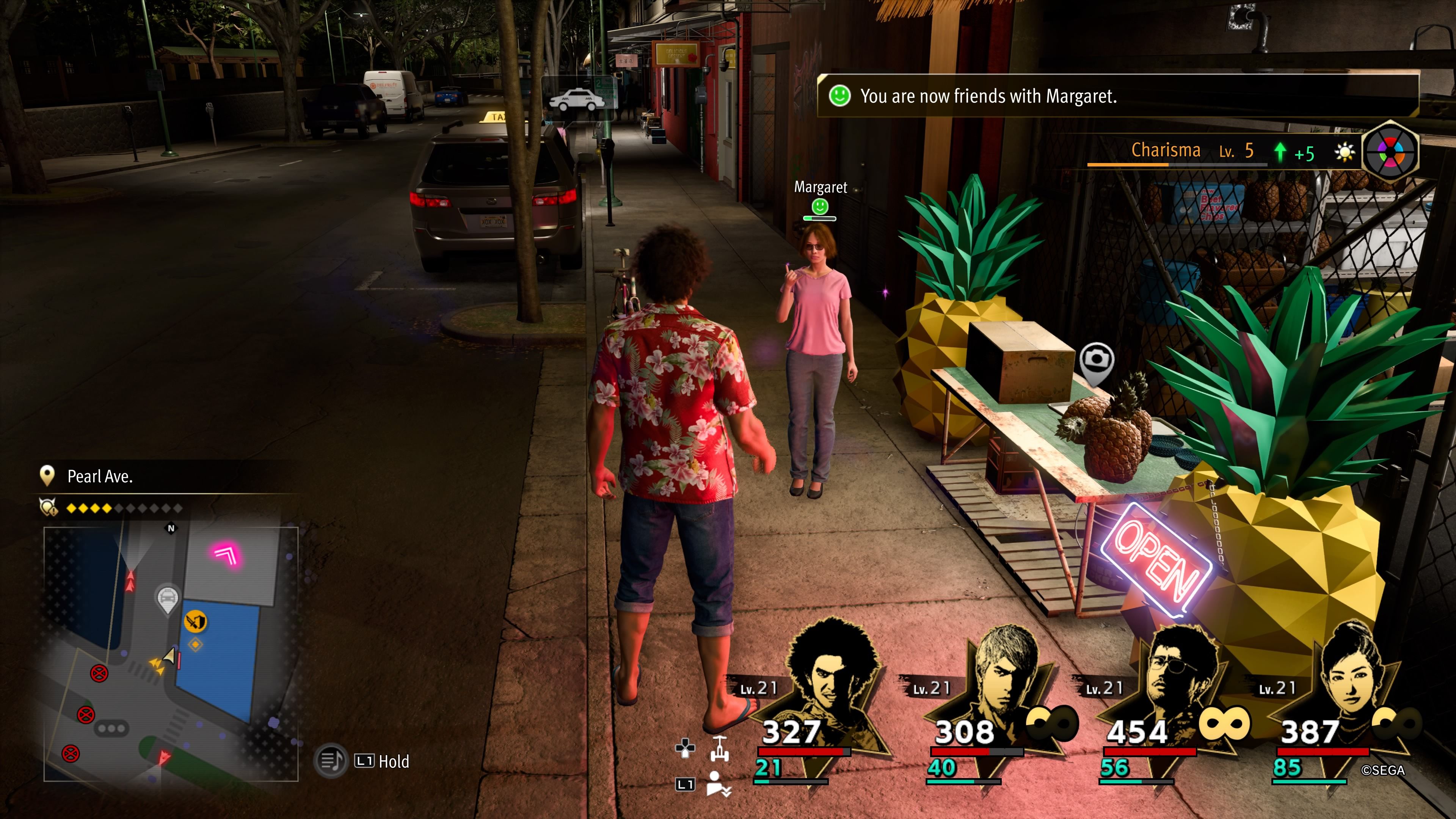 Kasuga greeting and making friends with a woman named Margaret on Pearl Ave. in Like A Dragon: Infinite Wealth.