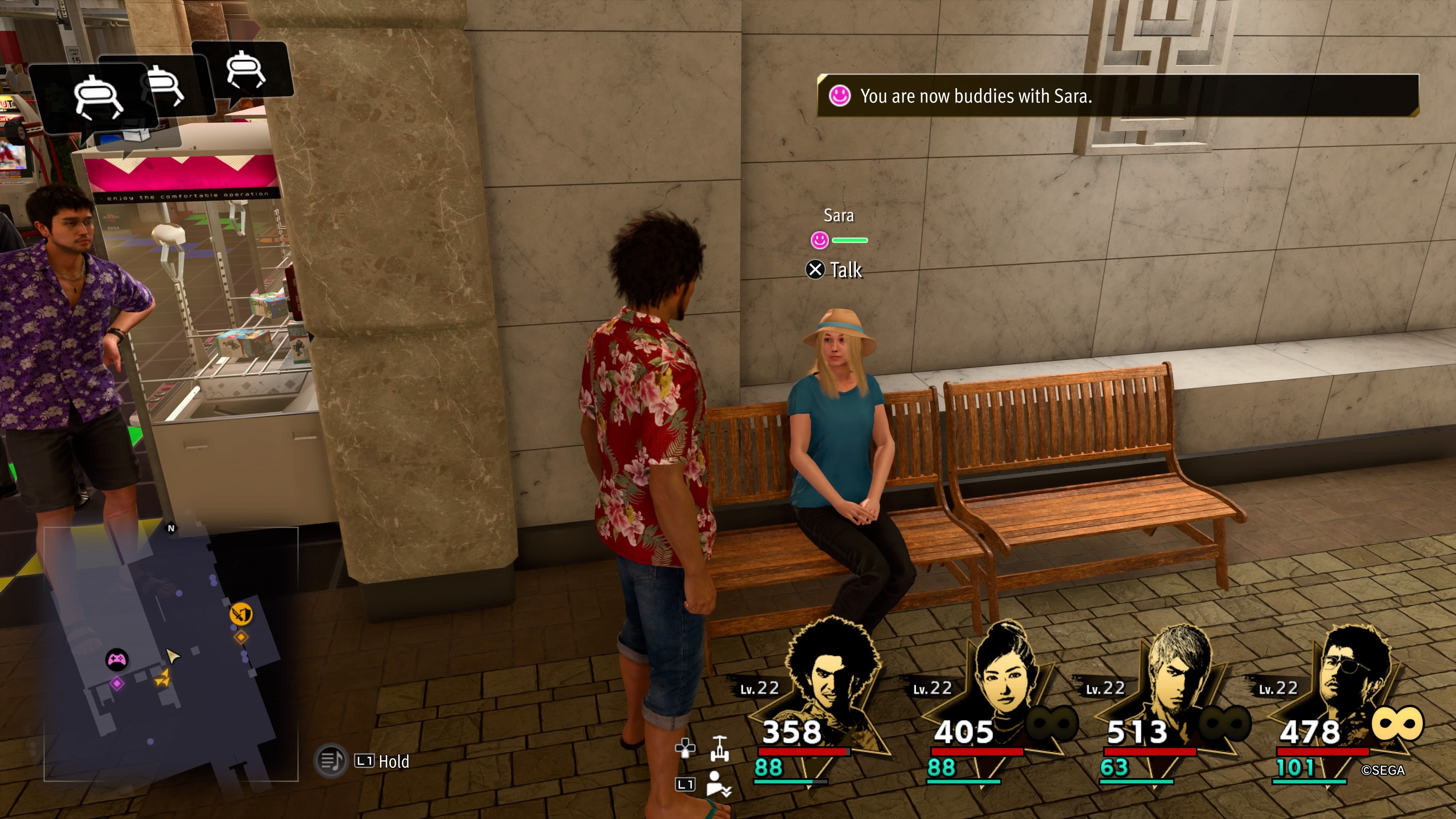 Kasuga becoming buddies with a woman named Sara in Anaconda Shopping Center in Like A Dragon: Infinite Wealth.