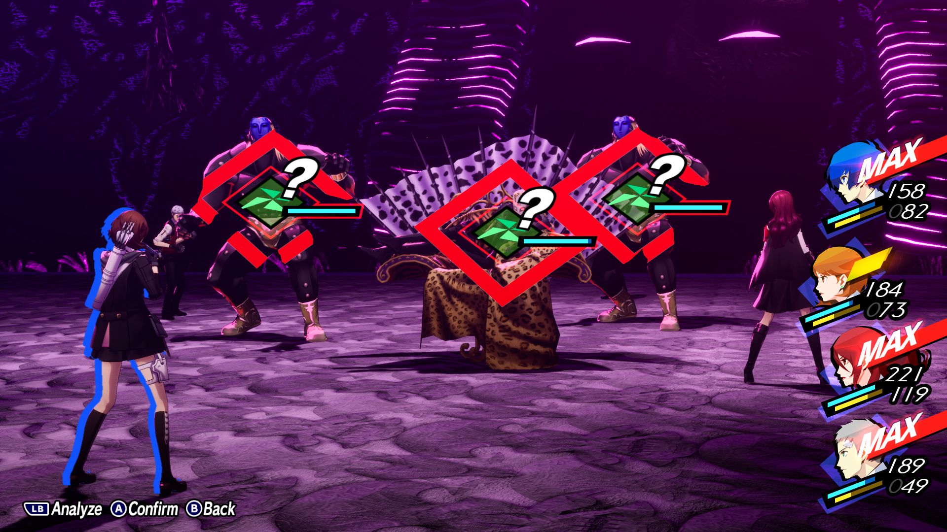 Yukari prepares to use Magaru against the enemies.