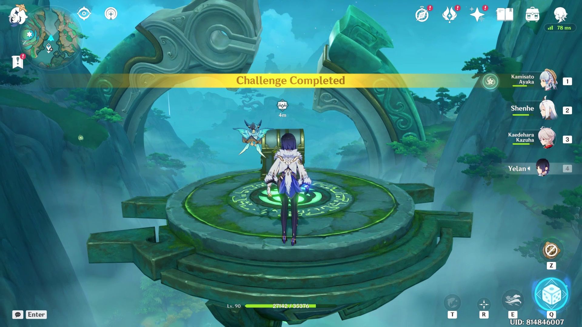 Yelan standing close to a Luxurious chest in Genshin Impact