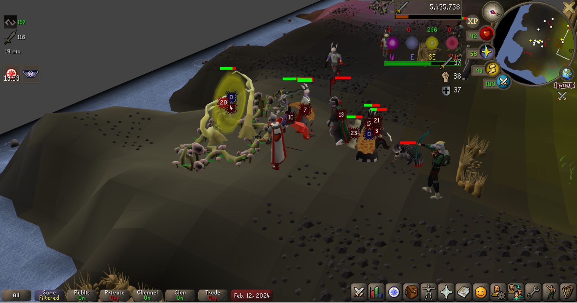 Osrs players destroying the Southeast Portal in Pest Control.