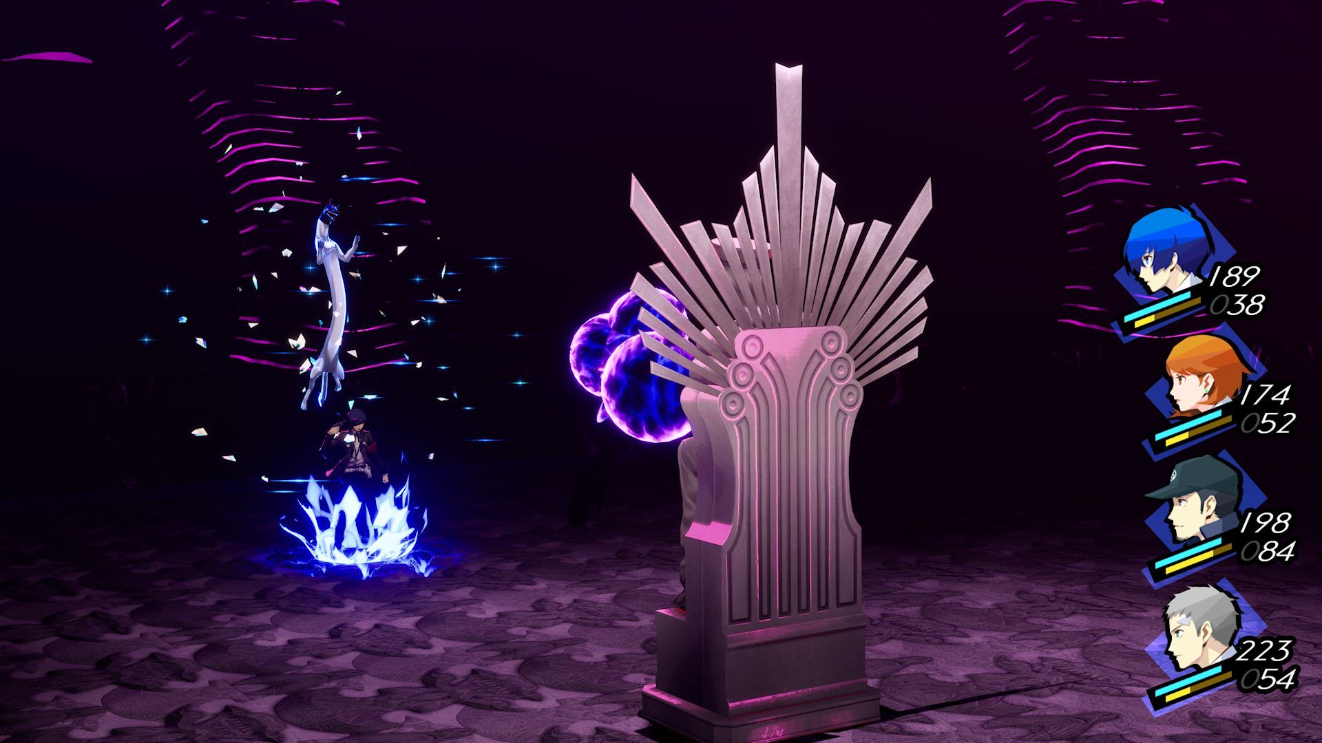 A player summoning Inugami to cast Foul Breath on the Clairvoyant Relic in Persona 3 Reload.