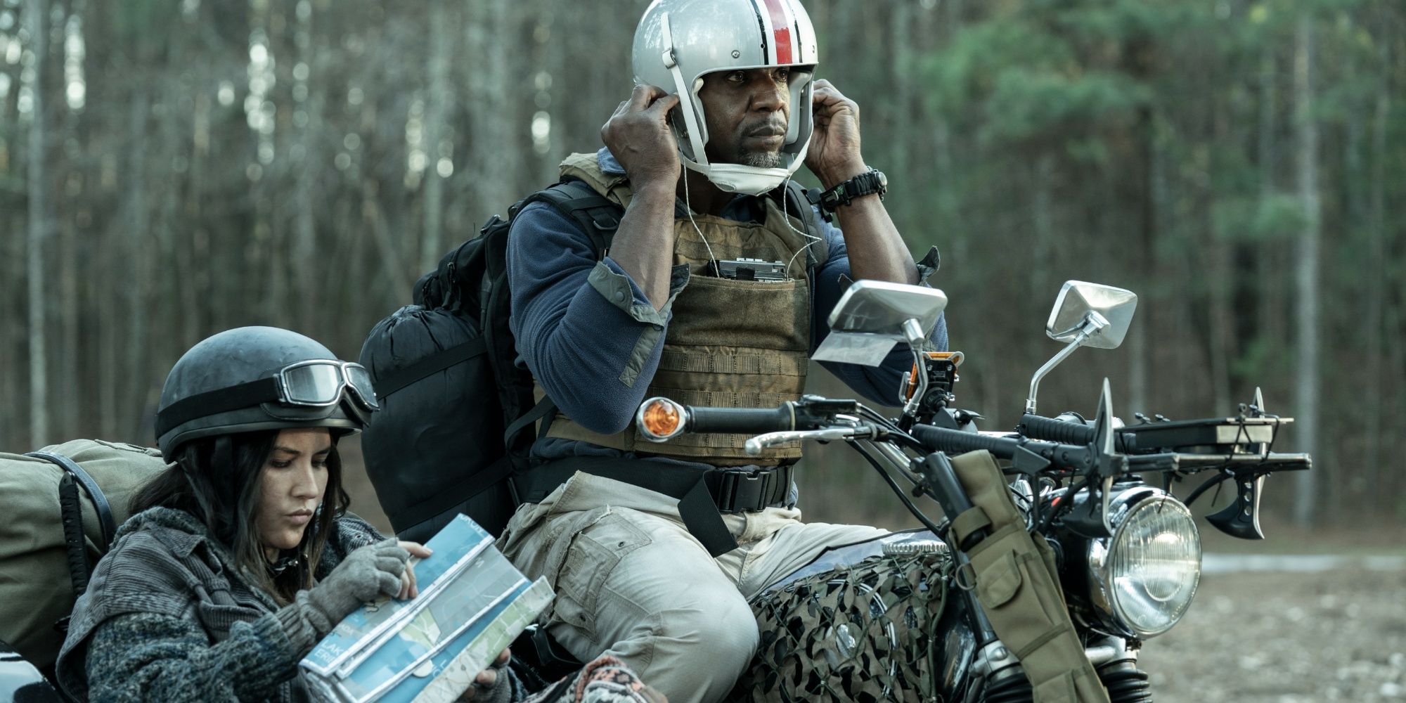 Olivia Munn and Terry Crews in Tales Of The Walking Dead