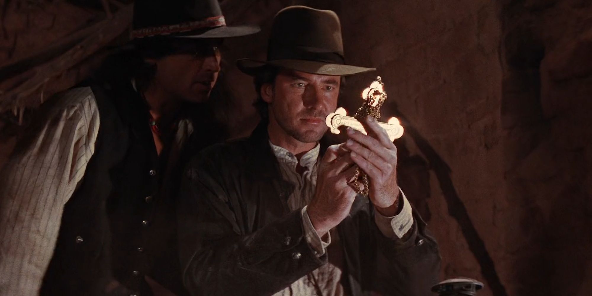 Indiana Jones And The Last Crusade: Looters Stealing The Cross Of Coronado