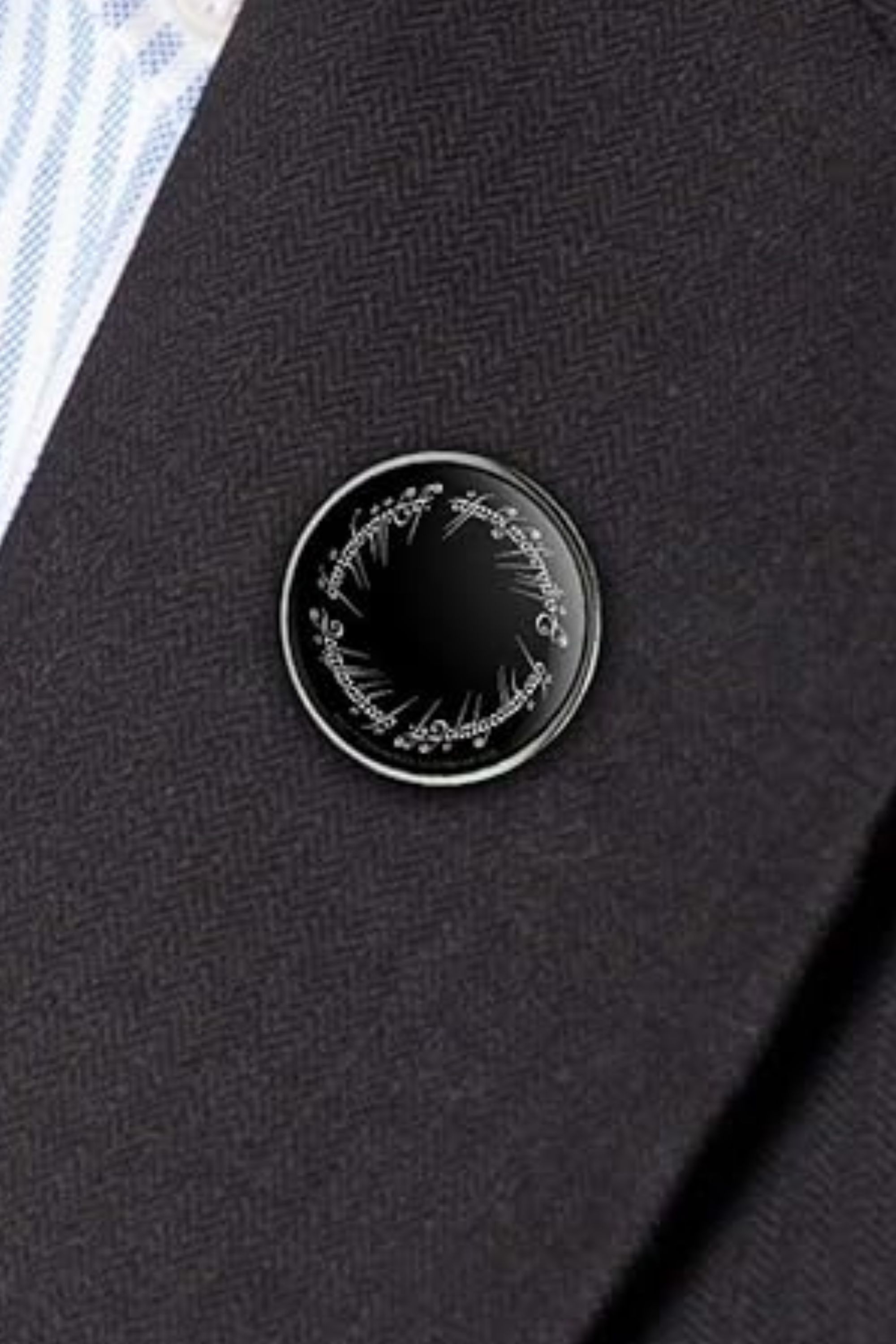 LOTR Mordor script tie tack lapel pin