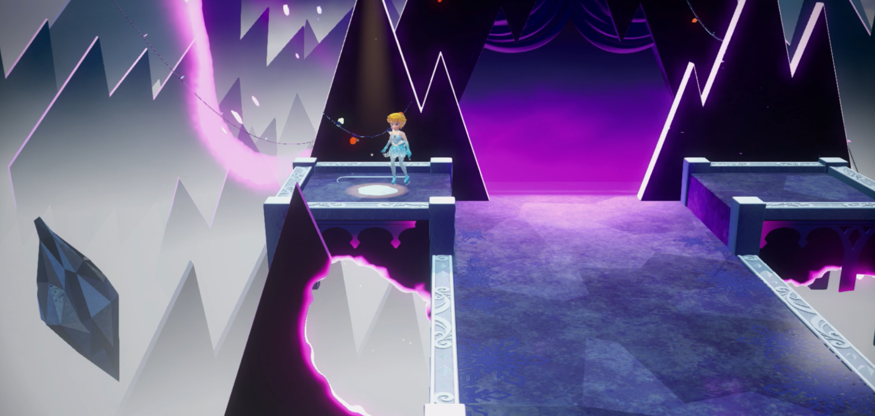 Princess Peach Showtime Peach posing to the left of the dark ice entrance