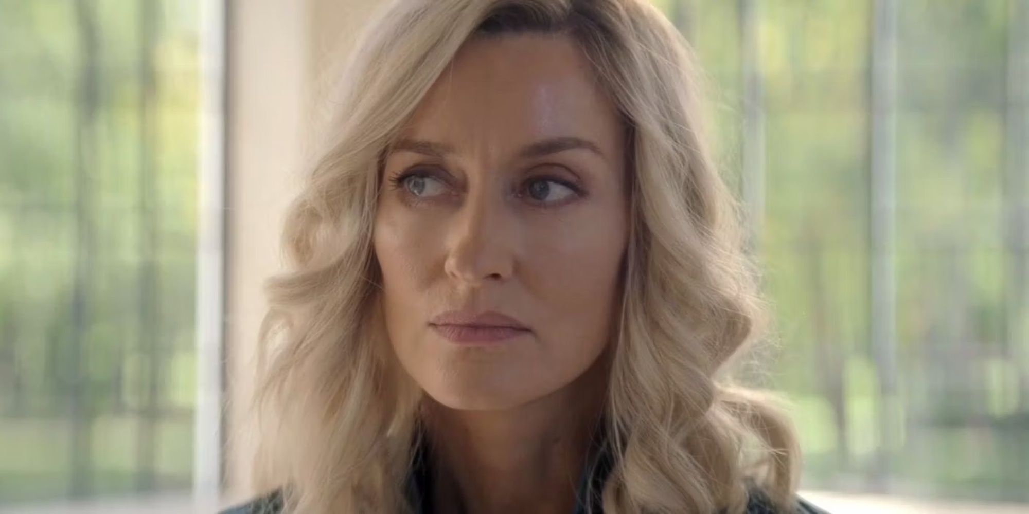 Halo: The TV Show - Dr Halsey Looking Suspicious