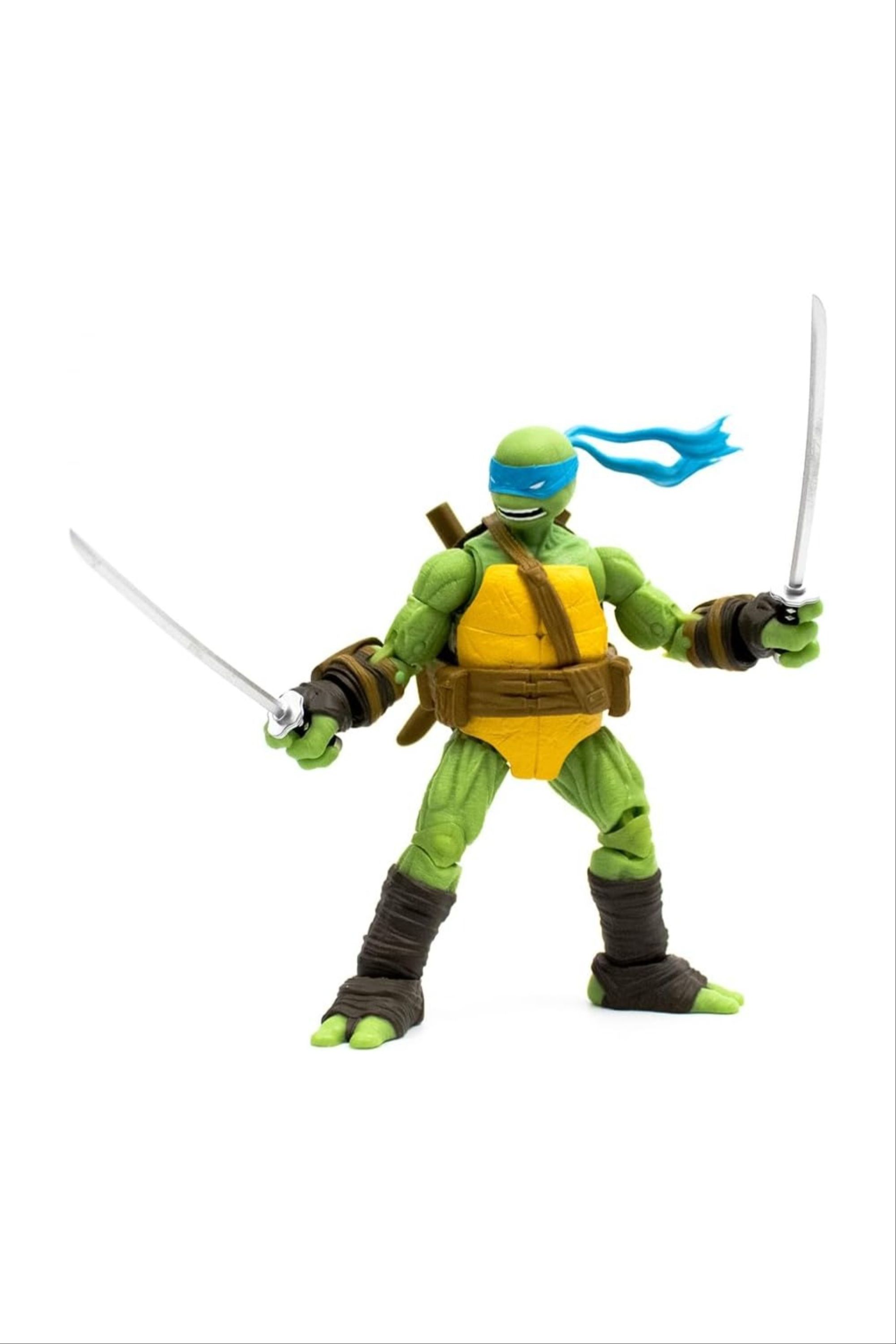 BST AXN Leonardo Action Figure