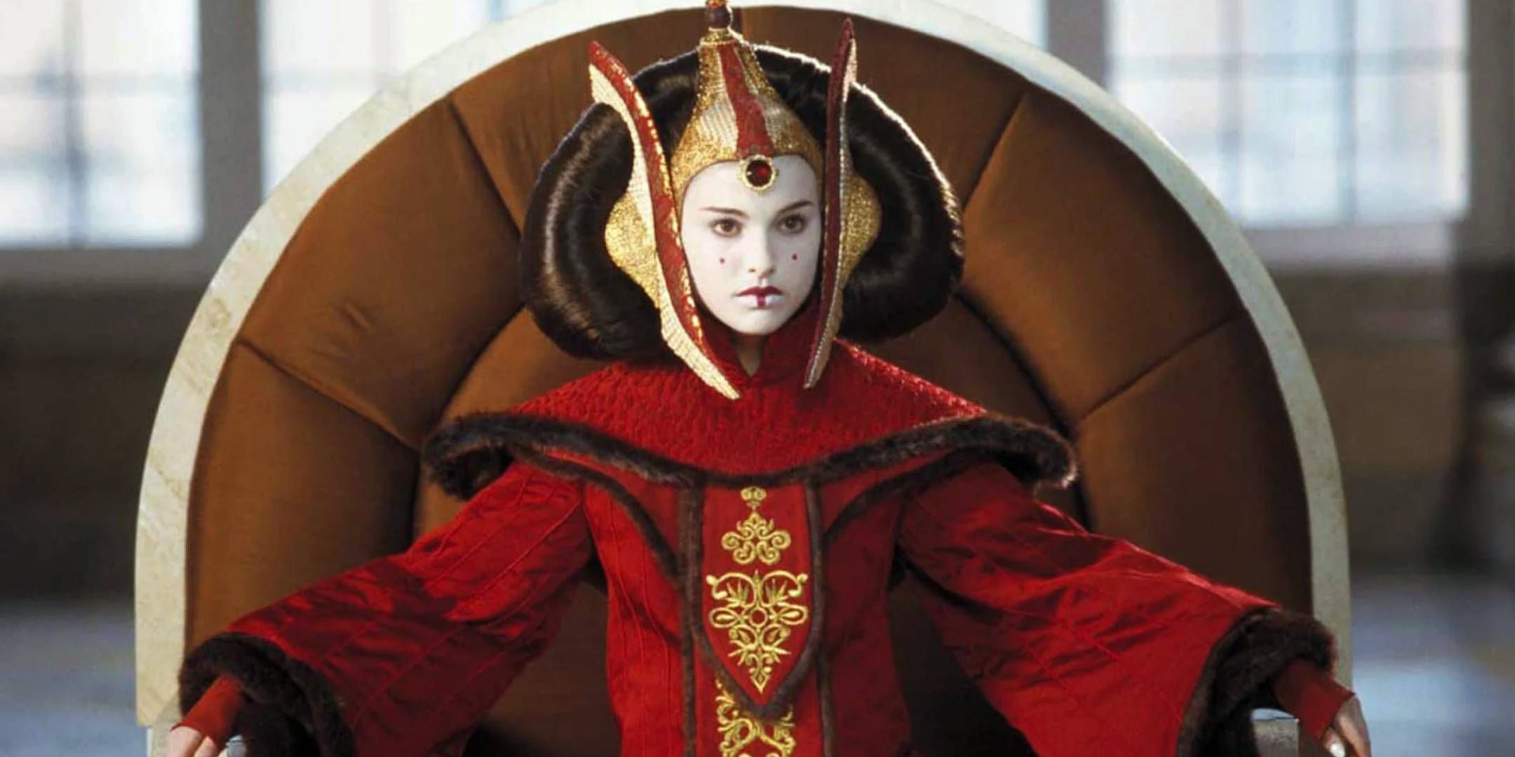 Star Wars - Padme Amidala in her red outfit as Queen of Naboo in The Phantom Menace