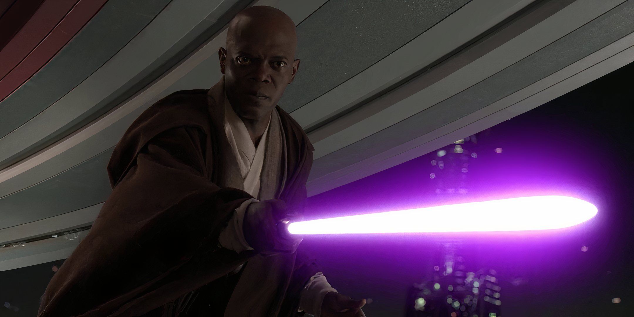 Mace Windu pointing his lightsaber downward to the camera in Revenge of the Sith