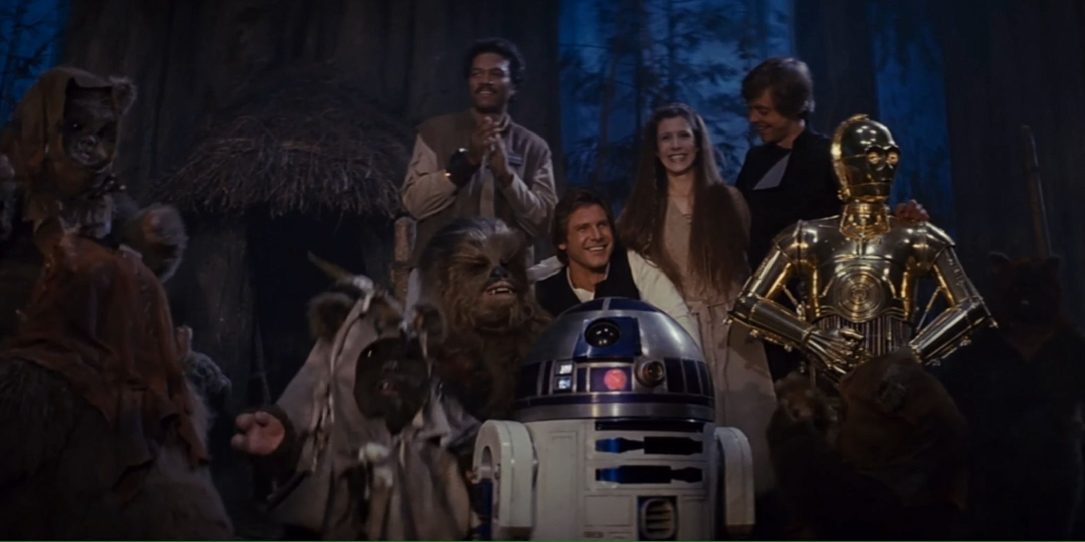 The Characters from Star Wars Together Before the Final Credits