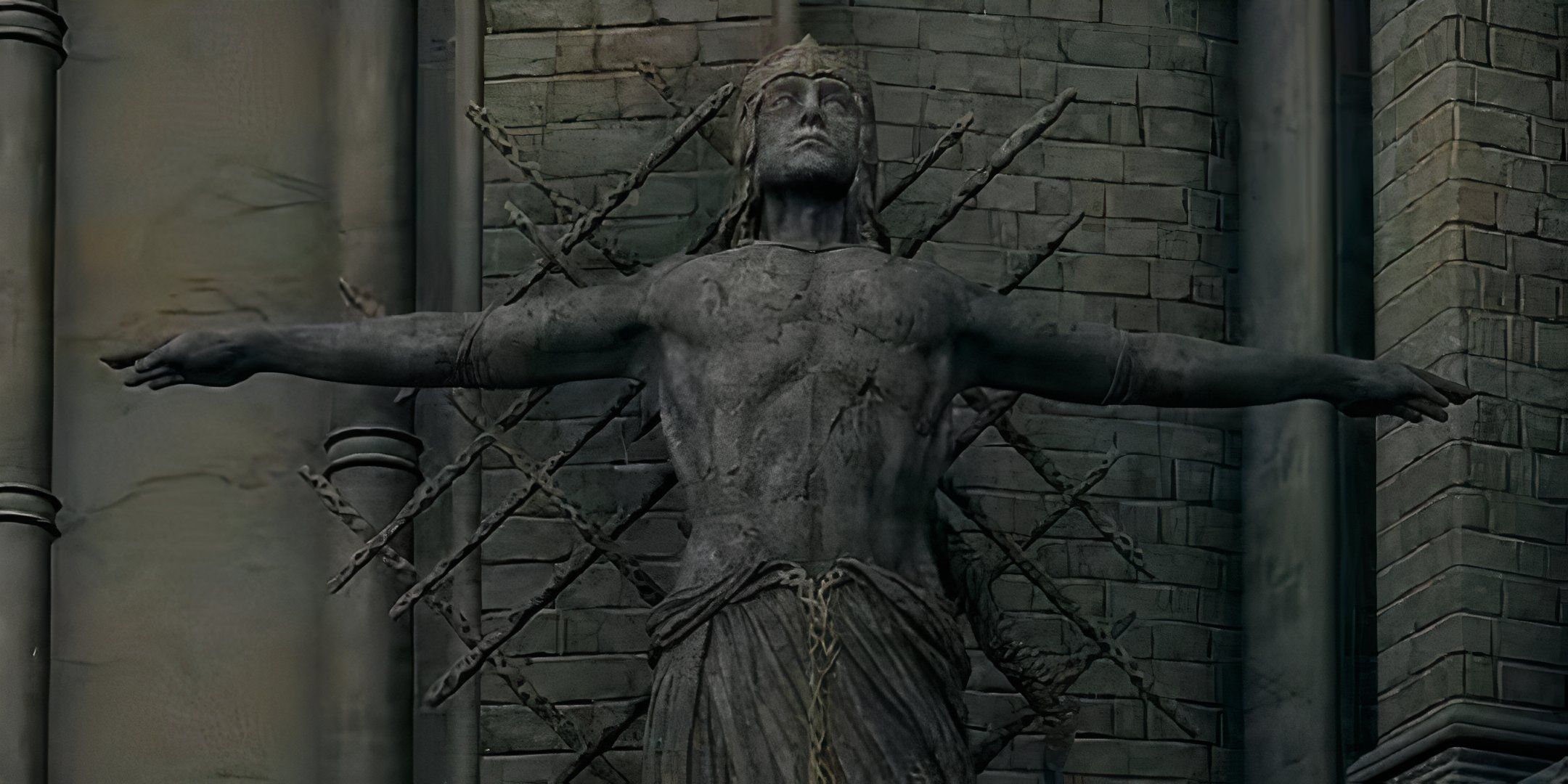 Elden ring image showing a statue of radagon