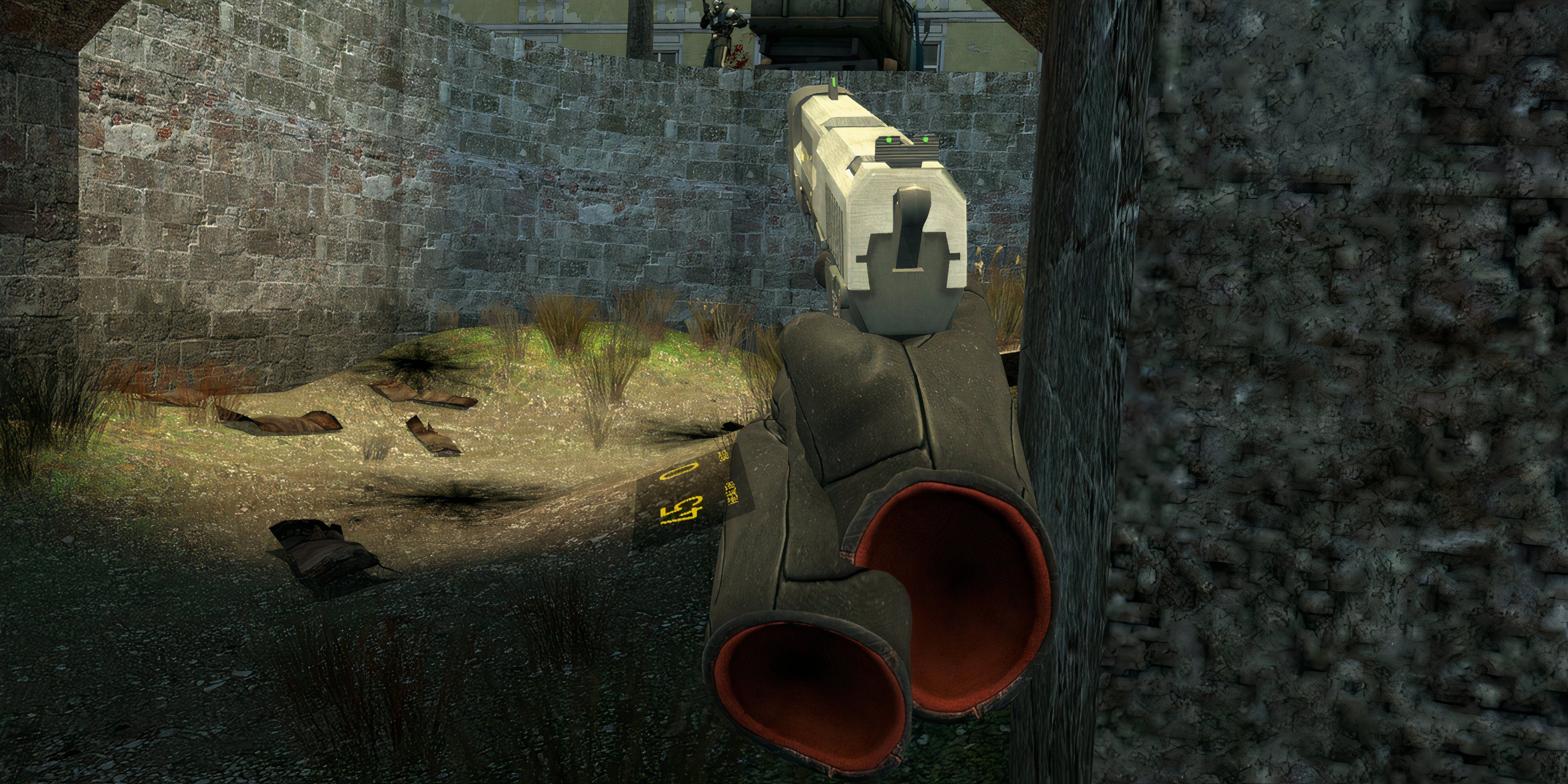 Aiming pistol in Half-Life 2 VR mod