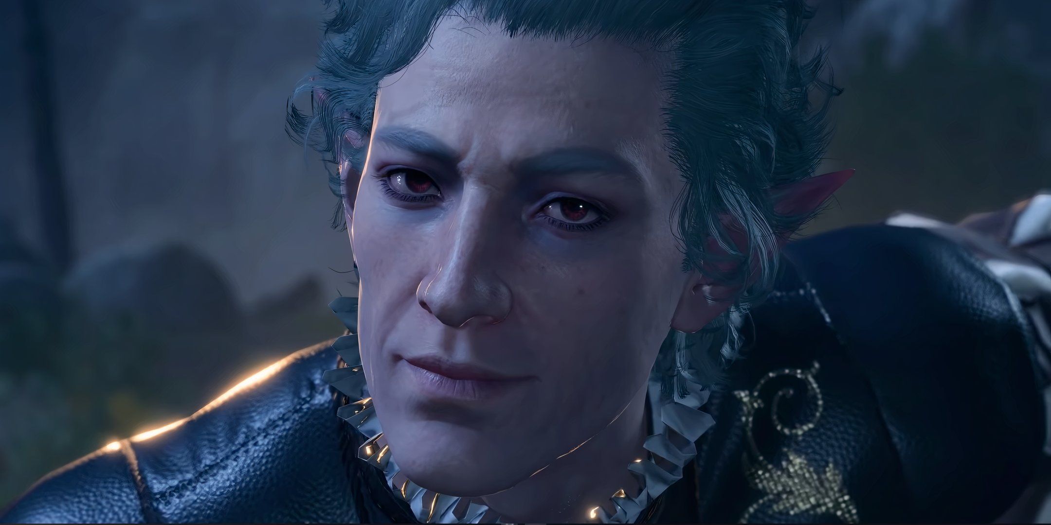 Astarion looking at the camera with a smirk in baldur's gate 3.