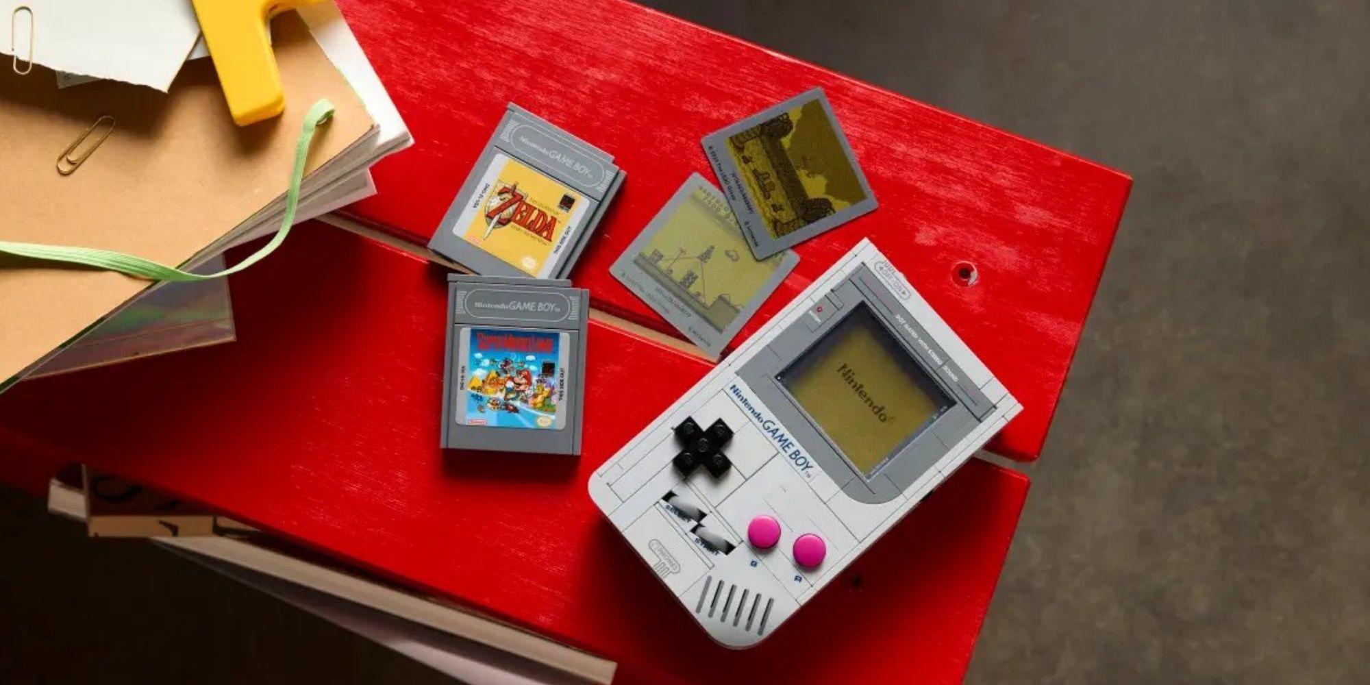 Lego's Game Boy set with cartridges and lenticular screens.