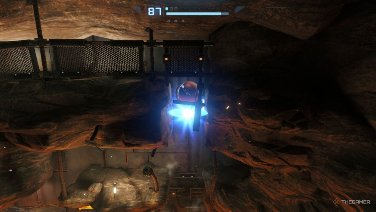 Samus bomb-jumps to get an energy tank.